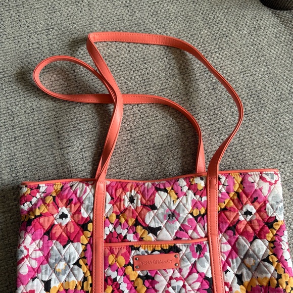 Vera Bradley Pink Floral Coral Quilted Tote Bag Purse Shoulder Bag - Picture 3 of 9